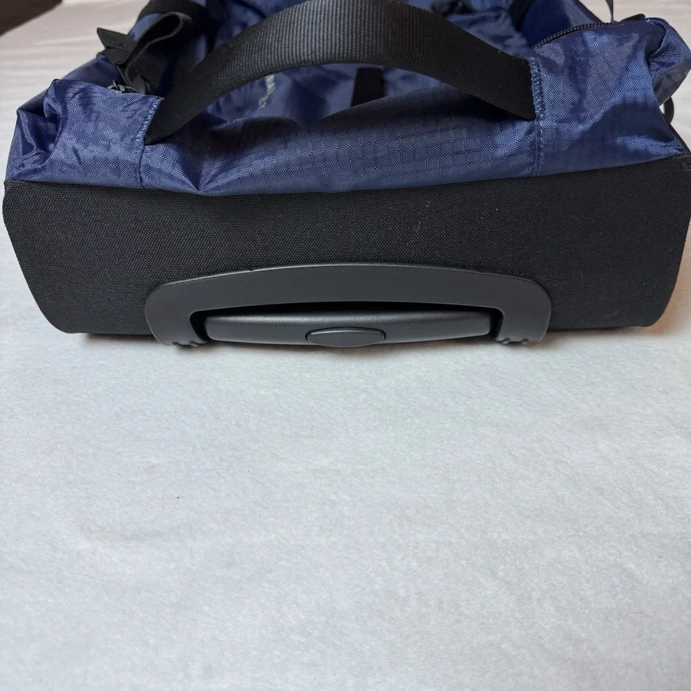 Eddie Bauer Traverse 22 Rolling Duffel Luggage Bag Carry On Duffle Suitcase Blue